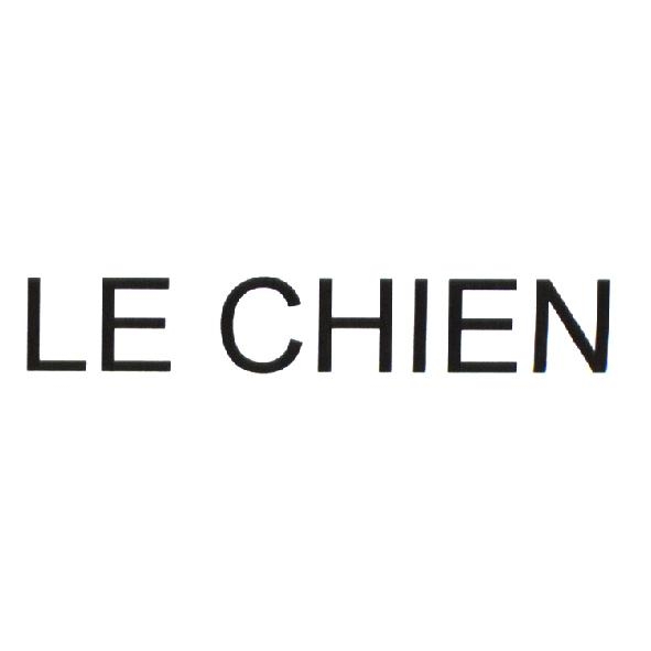 LE CHIEN