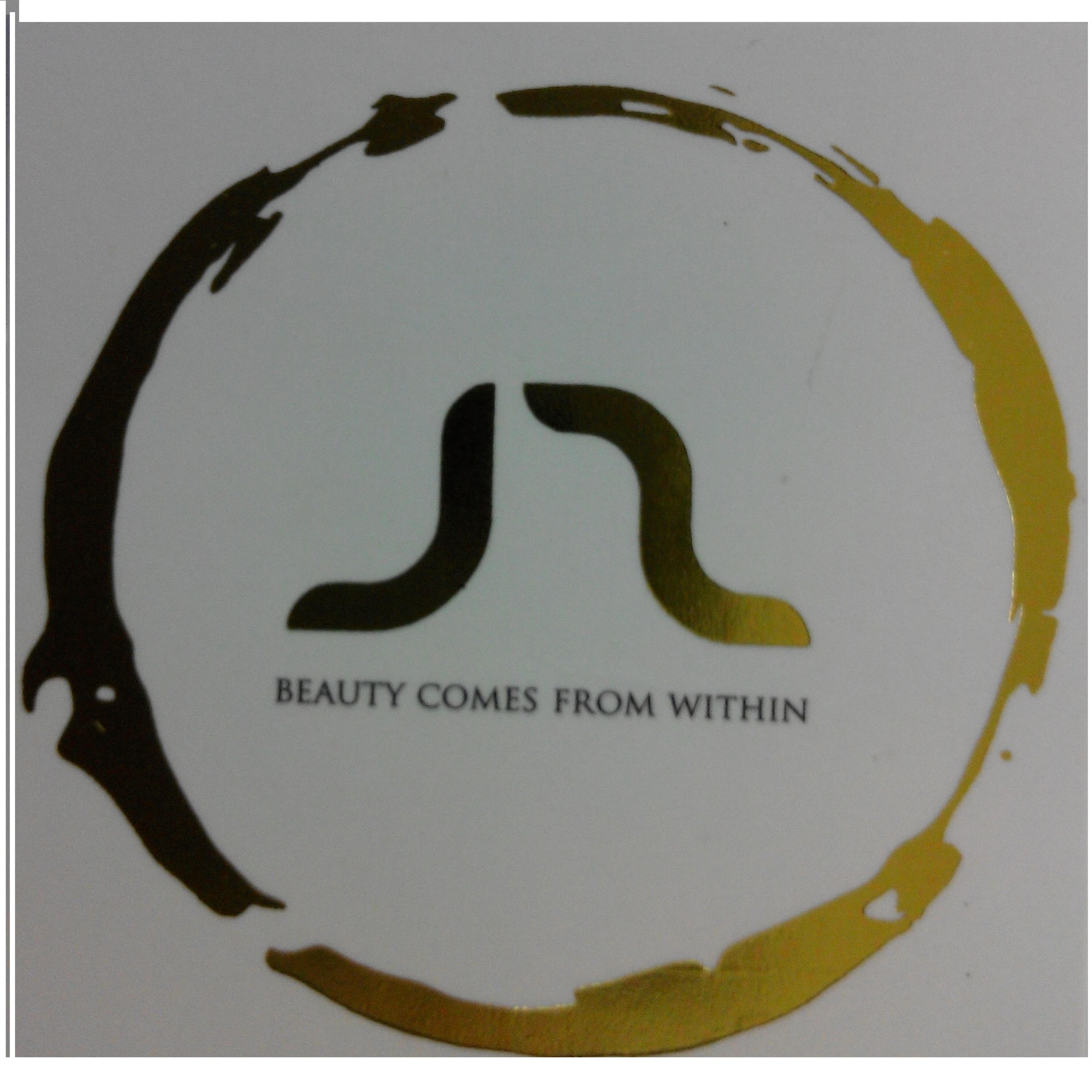 BEAUTY COMES FROM WITHIN 及設計圖